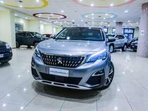 PEUGEOT 3008 1.5HDI Allure Automatica