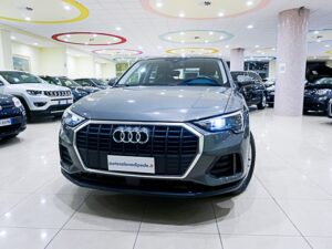 AUDI Q3 2.0 TDI S-tronic Business